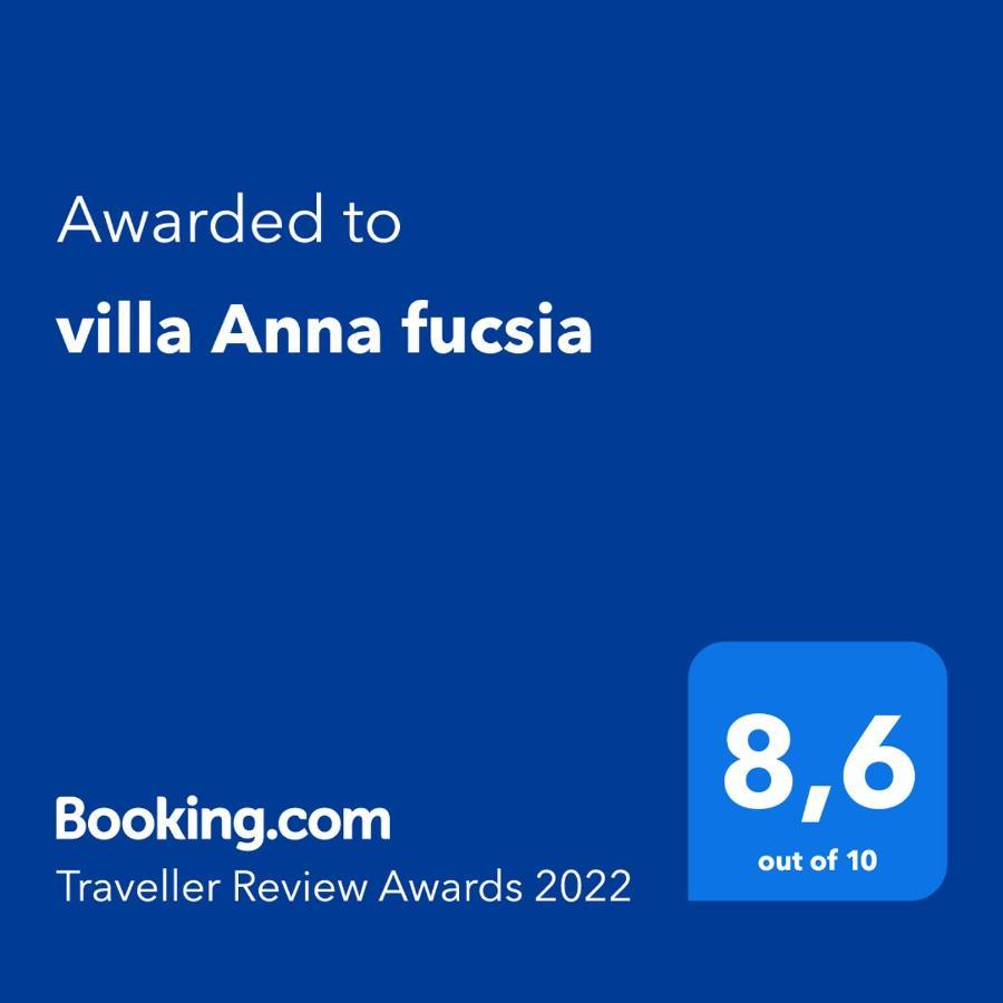 Villa Anna Fucsia レイタニ エクステリア 写真